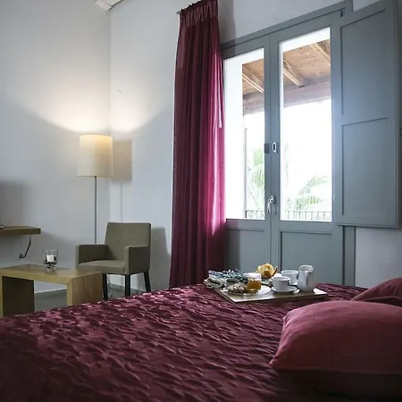 Hotell Il Vigneto 3*